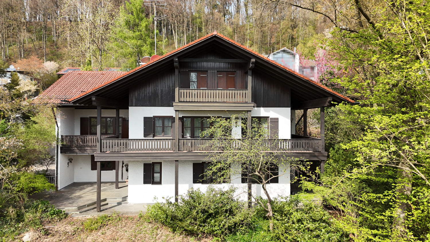 Südseite der Villa