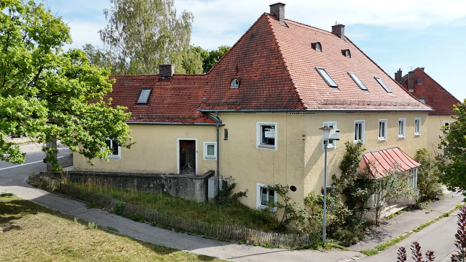 Eingang auf der Westseite
