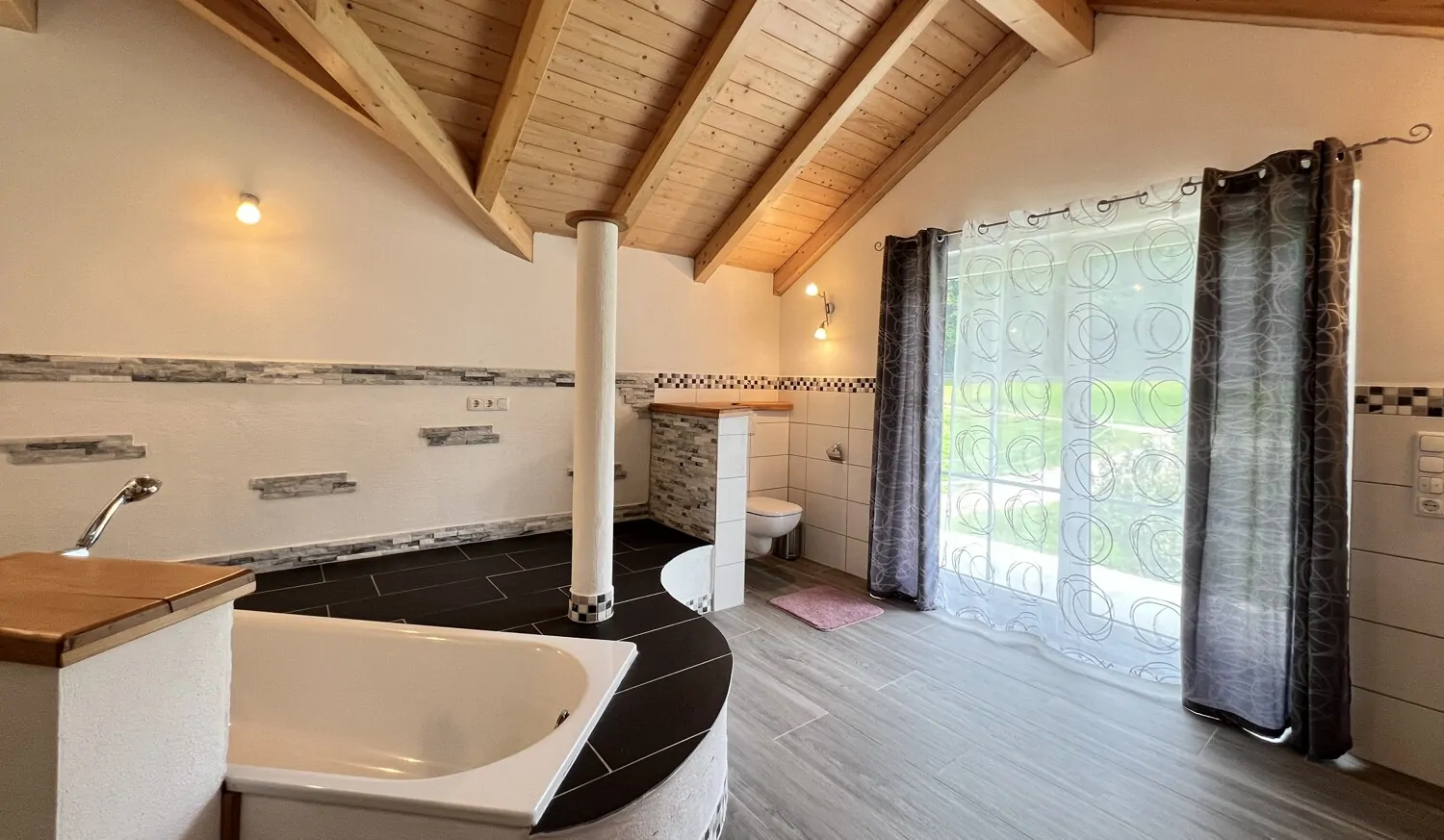 Wohnhaus Neu -  Bad 1