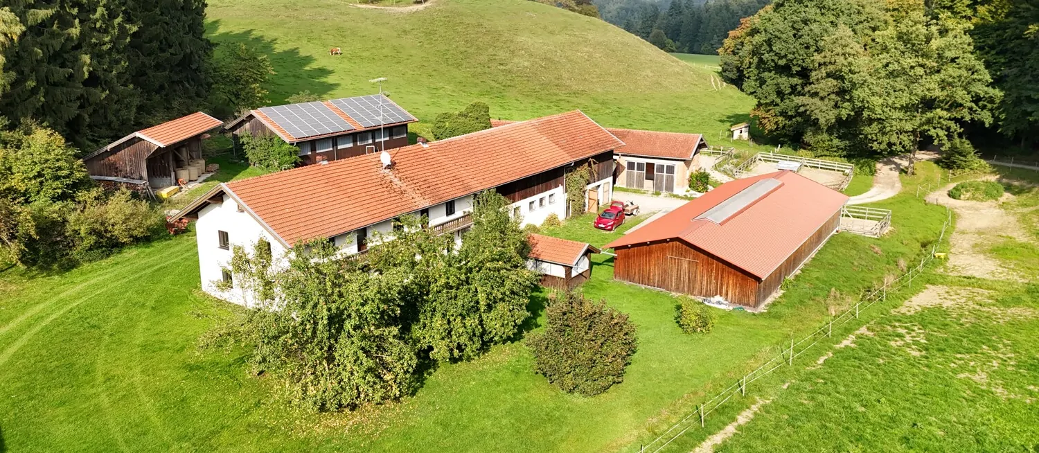 Wohnhaus Alt & Nebengebäude