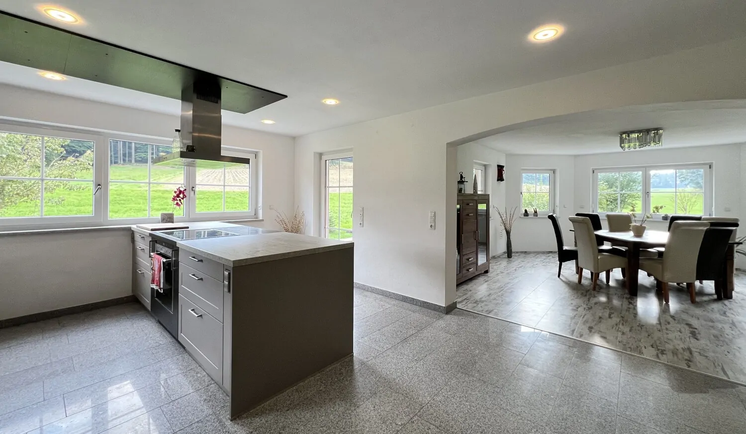 Wohnhaus Neu - Kochen & Essen