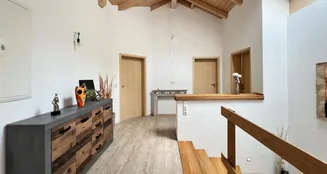 von_poll_real_estate_property_25338021_image_9