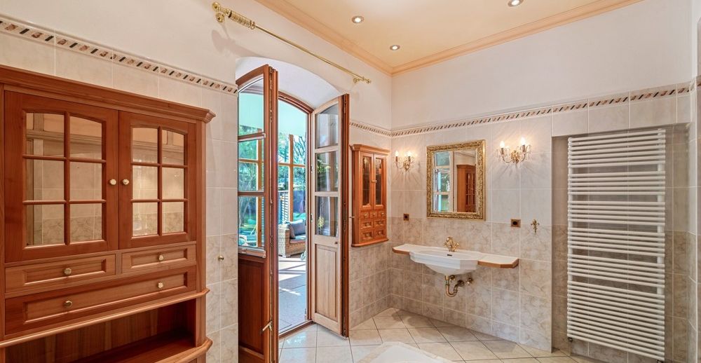 Badezimmer im Erdgeschoss