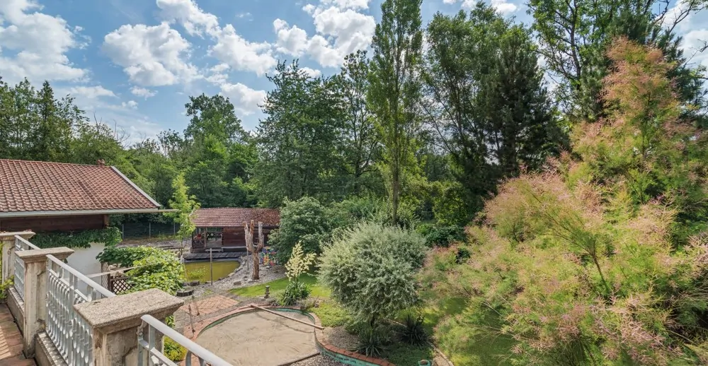 Die große Dachterrasse ...