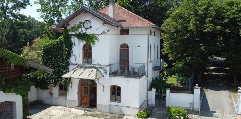 von Poll Immobilien GmbH