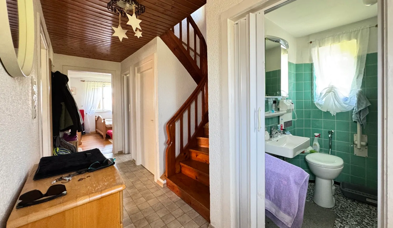Flur, WC & Treppe EG