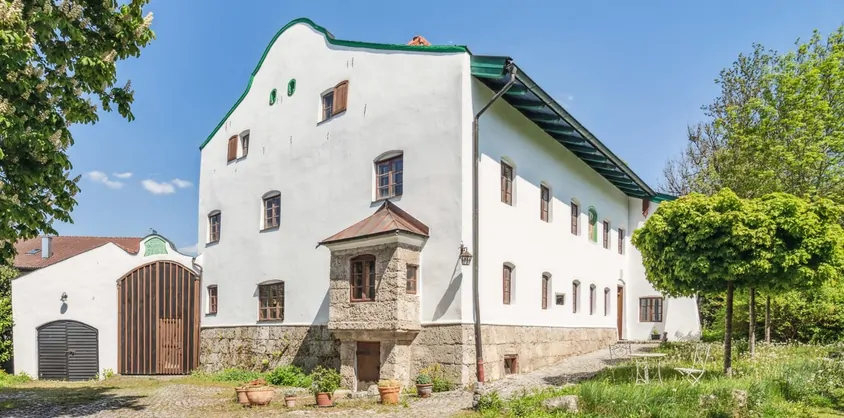 von Poll Immobilien GmbH