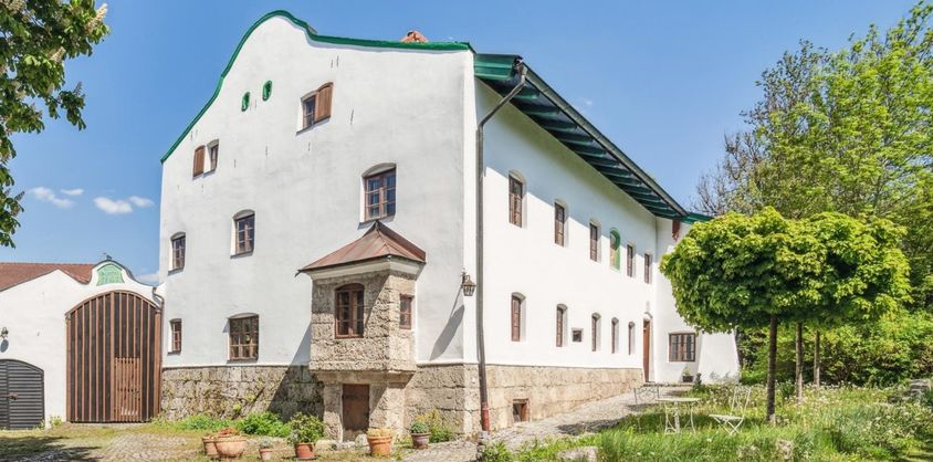von Poll Immobilien GmbH