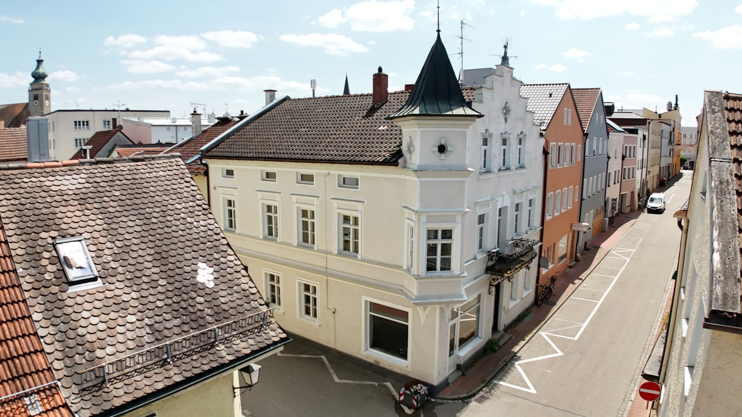 Historischer Anmut