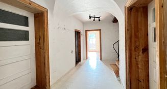 von_poll_real_estate_property_25338007_image_7