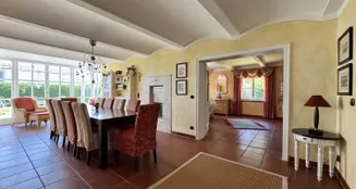 von_poll_real_estate_property_25338015_image_7