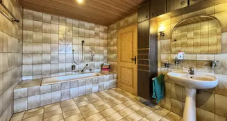 von_poll_real_estate_property_25338015_image_15