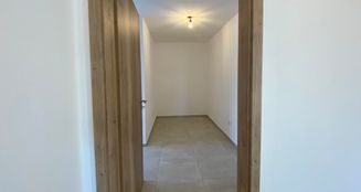 von_poll_real_estate_property_25338099_image_11