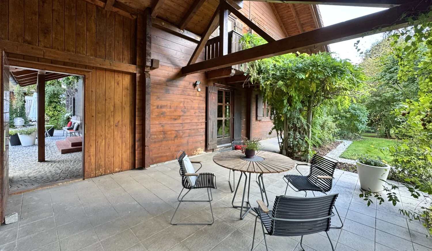 Überdacht und geschützt