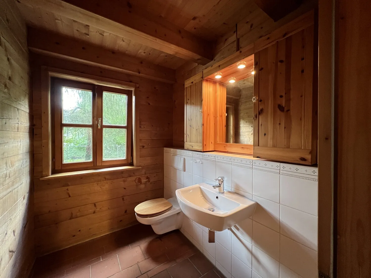 Gäste-WC EG