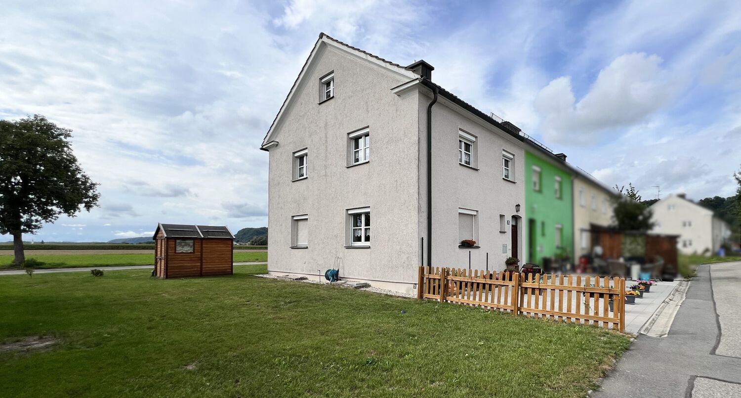 Großes Grundstück