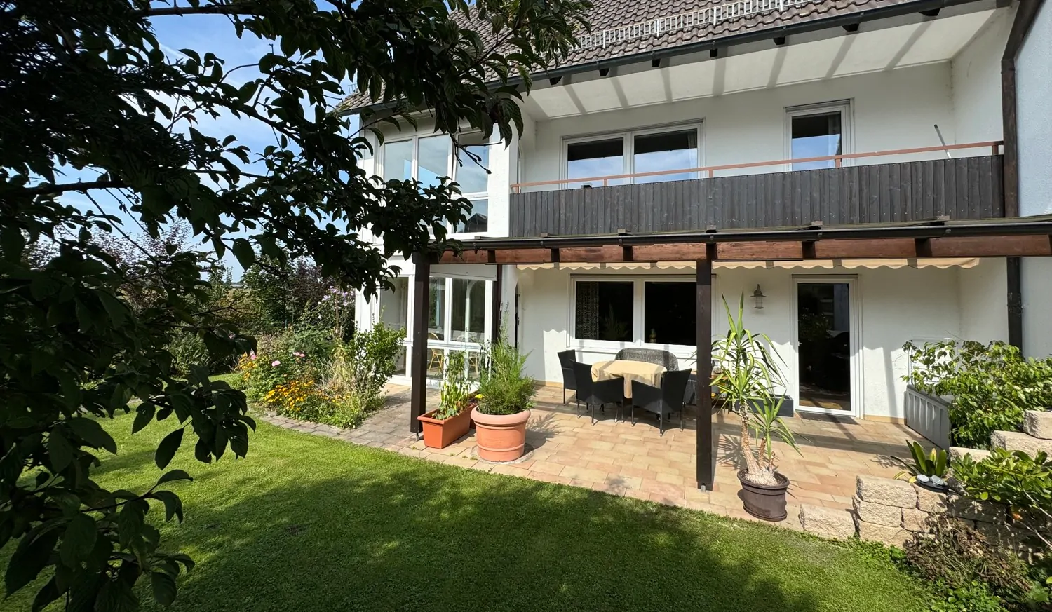 Überdachte Terrasse