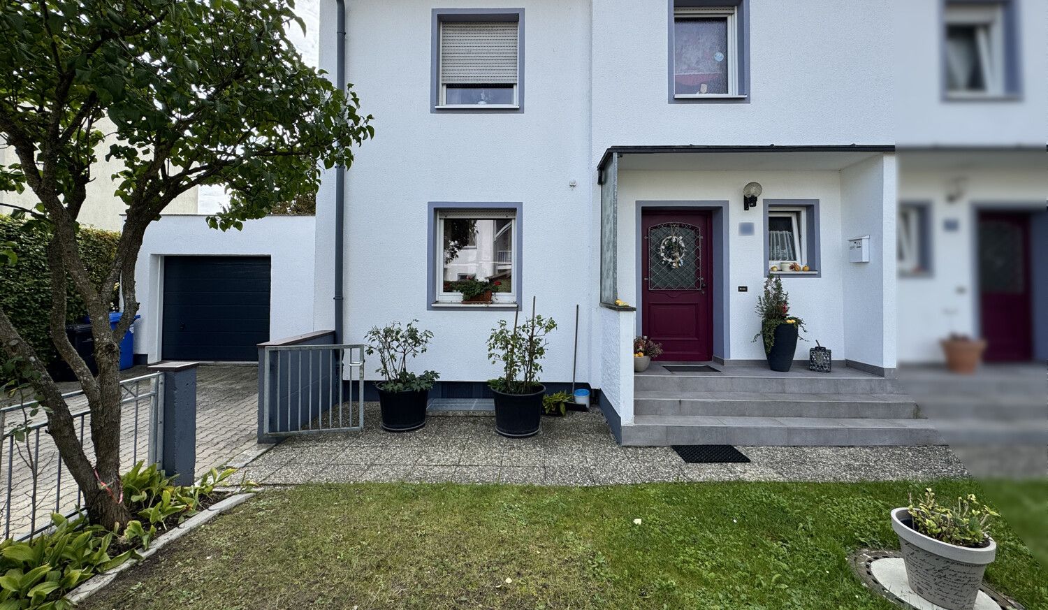 Vorgarten & Hauseingang