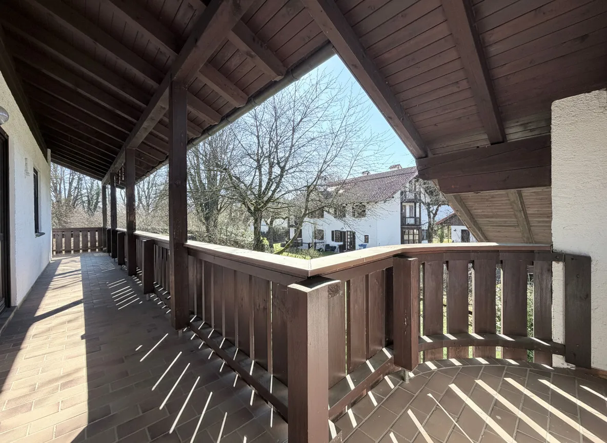 Balkon über drei Seiten