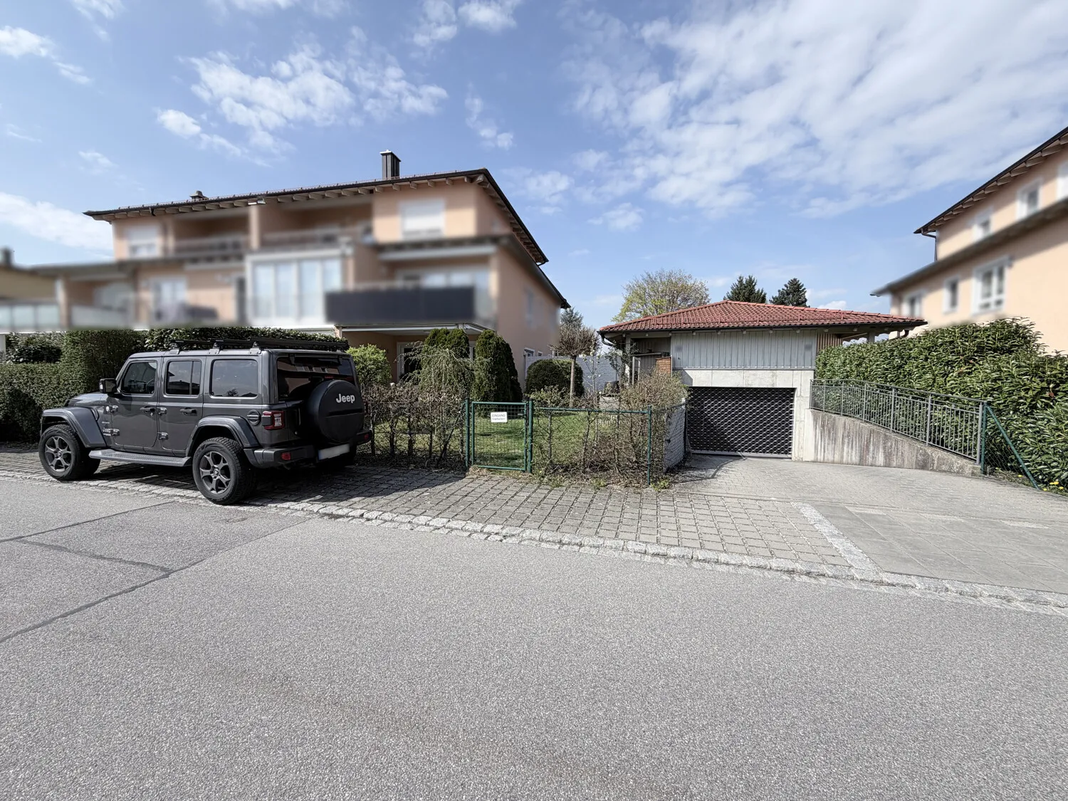 Garagenabfahrt