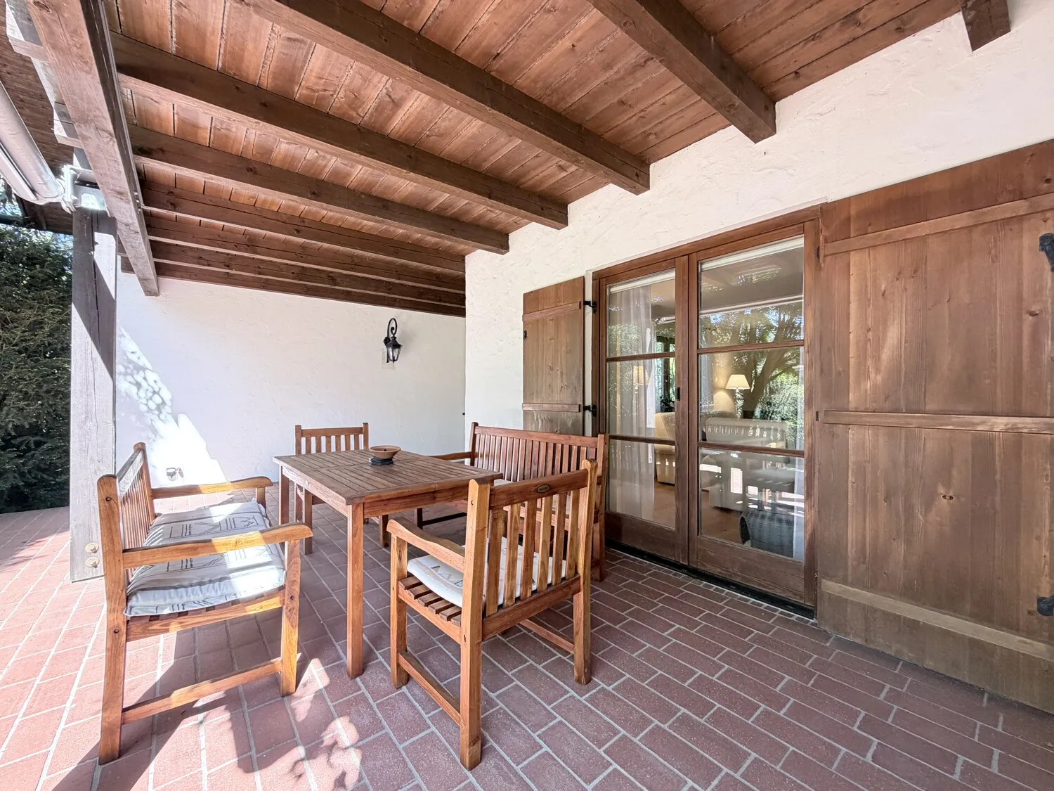 Überdachte Terrasse