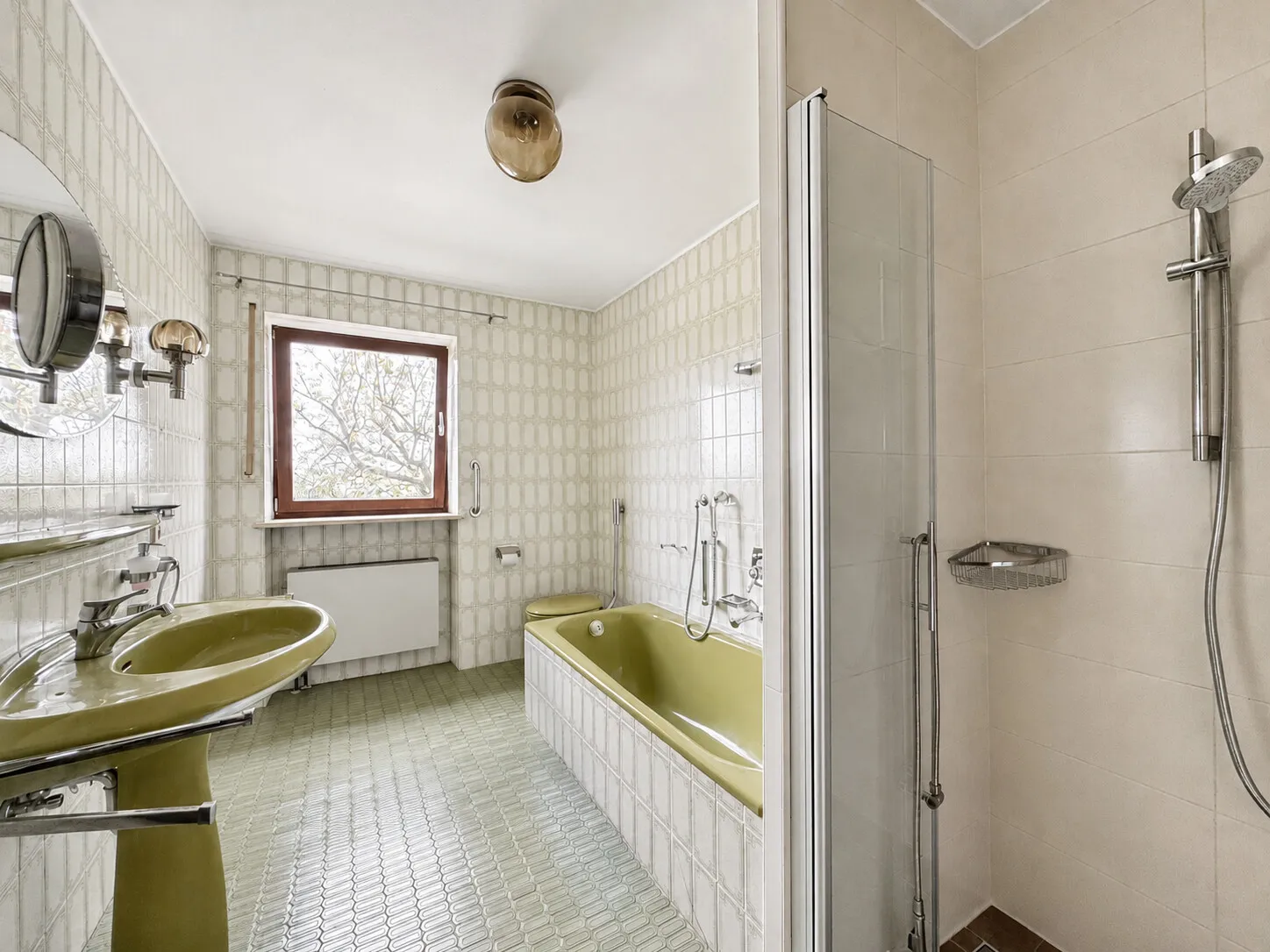 Badezimmer EG