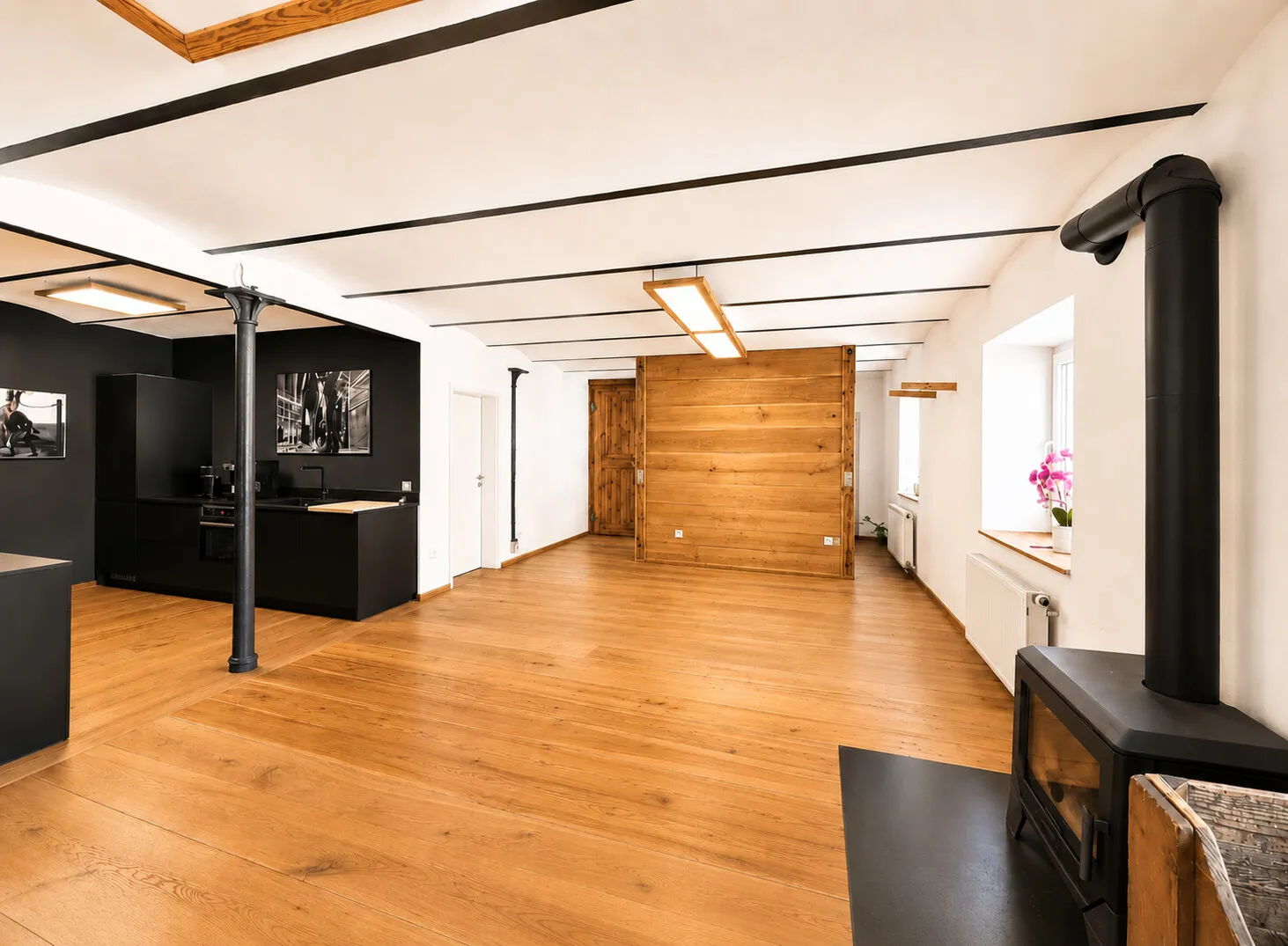 Wohnen mit Charakter – Charmante Erdgeschosswohnung mit einzigartigem Gewölbe in Polling - Photo 1