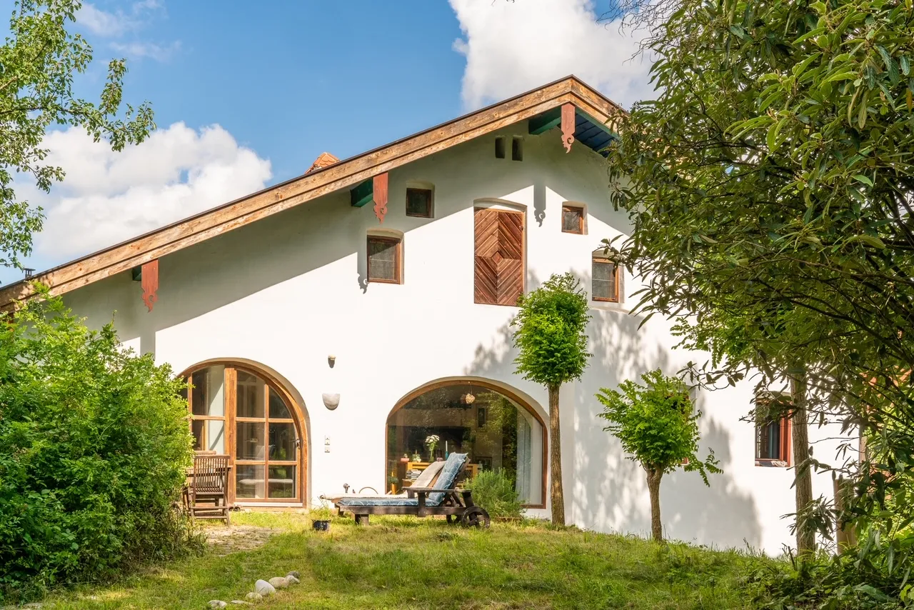 Oberer Garten &separater Eingang zur ELW