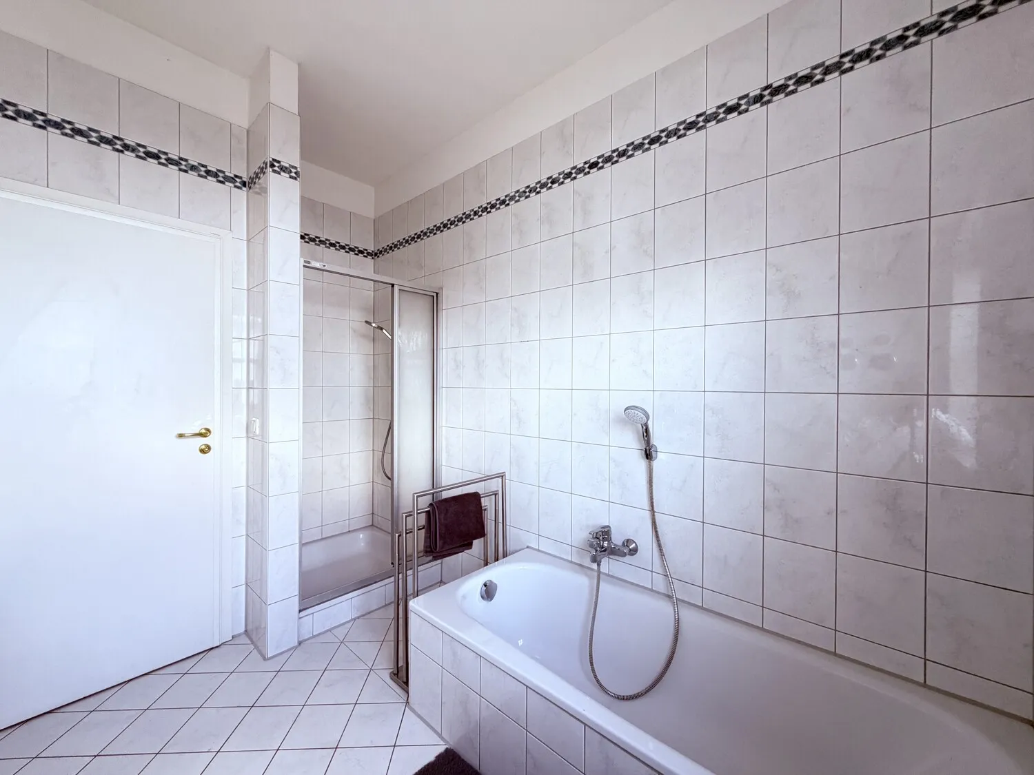 Wanne & Dusche