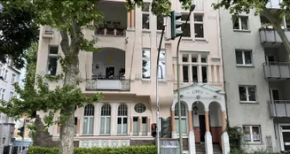 von_poll_real_estate_property_25351040_image_0