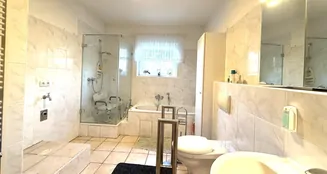 von_poll_real_estate_property_25351037_image_14