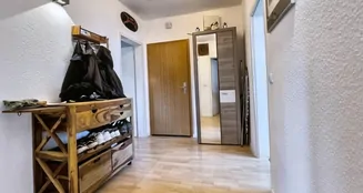 von_poll_real_estate_property_25351053_image_4