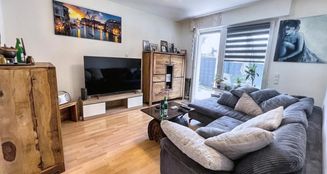 von_poll_real_estate_property_25351053_image_0
