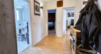 von_poll_real_estate_property_25351053_image_3