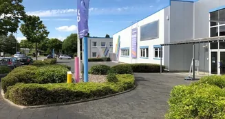 von_poll_real_estate_property_25351063_image_2