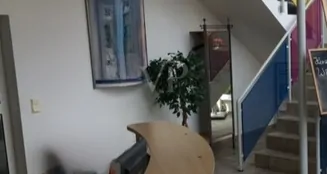 von_poll_real_estate_property_25351063_image_13