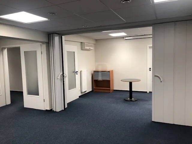 Besprechung