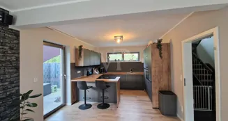 von_poll_real_estate_property_23351055_image_11