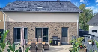 von_poll_real_estate_property_23351055_image_0