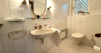 von_poll_real_estate_property_25351029_image_9