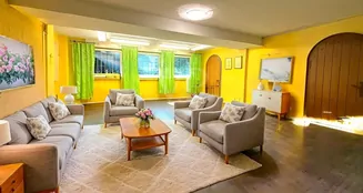 von_poll_real_estate_property_25351029_image_25