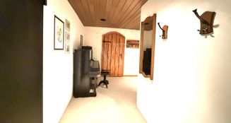 von_poll_real_estate_property_25351062_image_20