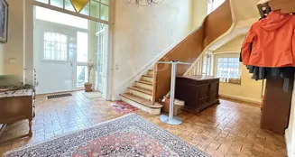 von_poll_real_estate_property_25351013_image_16