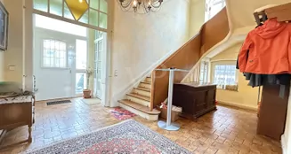 von_poll_real_estate_property_25351013_image_16