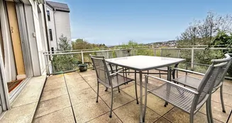 von_poll_real_estate_property_25351013_image_9