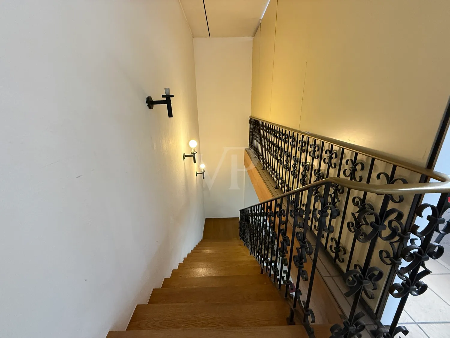 Treppe Ladenlokal rechts