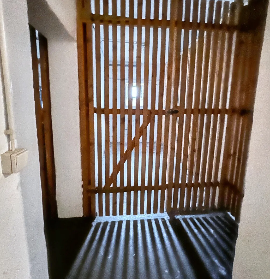 beispielhaft Kellerabteil