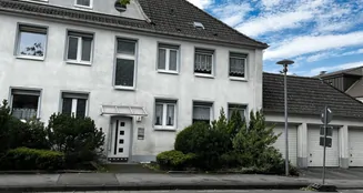 von_poll_real_estate_property_25351057_image_2