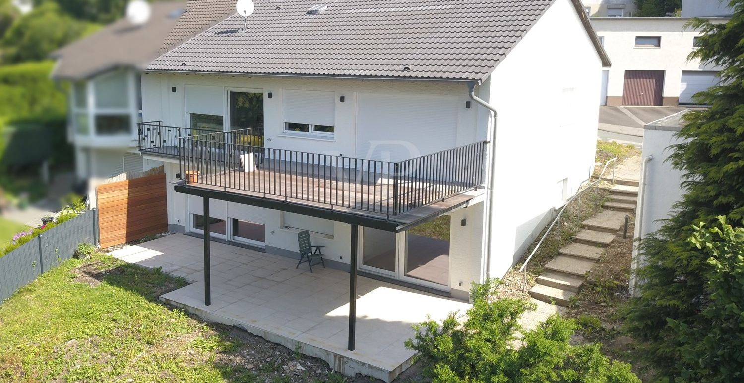 hinten