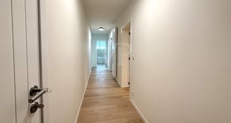 von_poll_real_estate_property_25351038_image_22